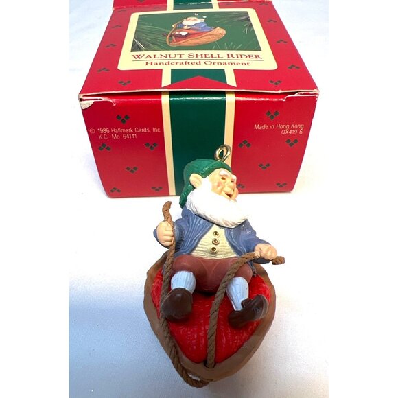 Hallmark 1986 "Walnut Shell Rider" Handcrafted Ornament - Picture 2 of 3